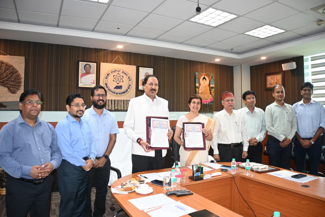 IIM Bodh Gaya and IIT Patna Sign MoU for 5-Year Dual Degree Programme