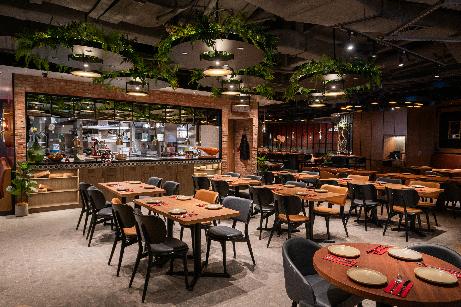 Chef’s Cuts Celebrates Five Years as Hong Kong’s Premier Meat Specialist with Masterful Dry Aged Steaks and Sensational Scallops